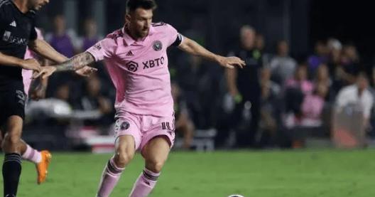 米兰体育登录入口-运动员克服困难展现出顽强拼搏精神