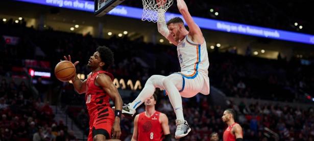 米兰体育入口-开拓者战胜雷霆，主场斗志爆发取胜