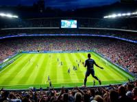 米兰体育在线-恩菲尔德主场迎战西雅图海湾者，锋线火力引爆看点