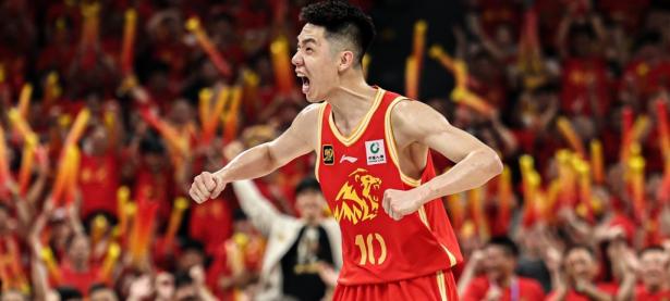 米兰体育app-广东男篮再次获得胜利，稳坐第一