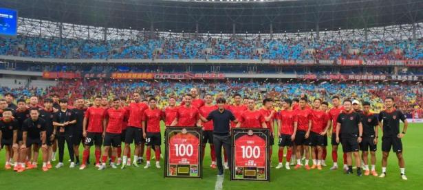 米兰体育馆-深圳主场大胜武汉，豪取三分的简单介绍