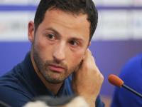 米兰体育官网app-关于沙尔克队中场球员状态回落，需寻找突破口的信息