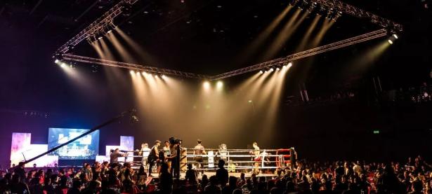 米兰体育app下载-关键比赛中，东风战神连下两城，网友热议不断的简单介绍