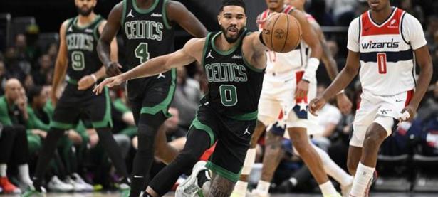 米兰体育平台-包含绿军客场战胜奇才，提升排名的词条