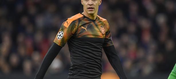 米兰体育注册-包含瓦伦西亚新秀展现出色表现，赢得球迷好评的词条