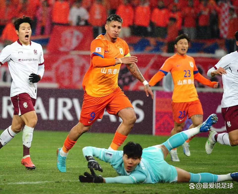 山东泰山全场碾压亚冠，如同剧本杀再现，碾压的简单介绍