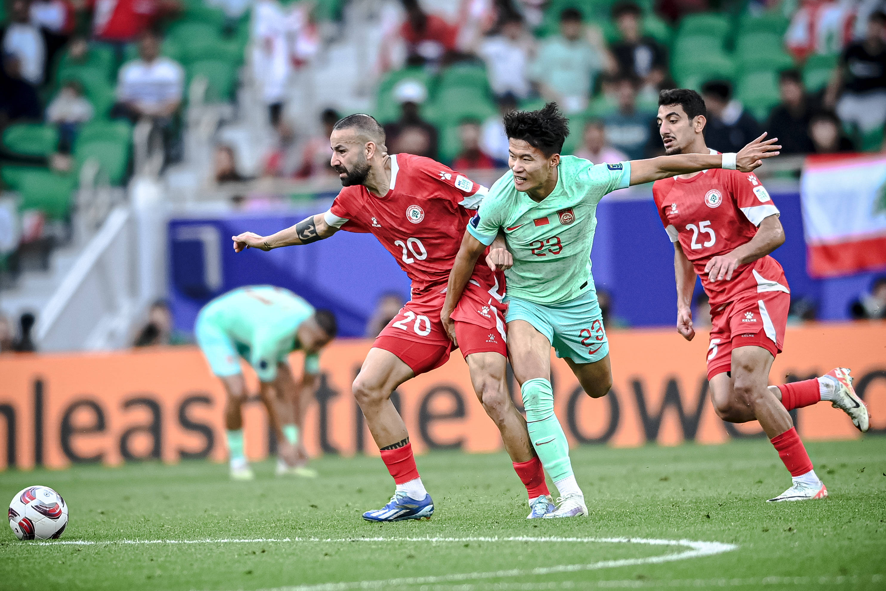 超越自我，中国队在比赛中再次获胜的简单介绍