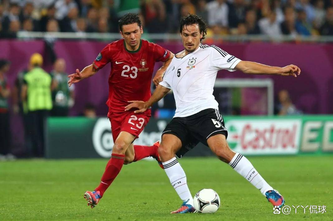 德国队在客场战胜葡萄牙队成功晋级半决赛