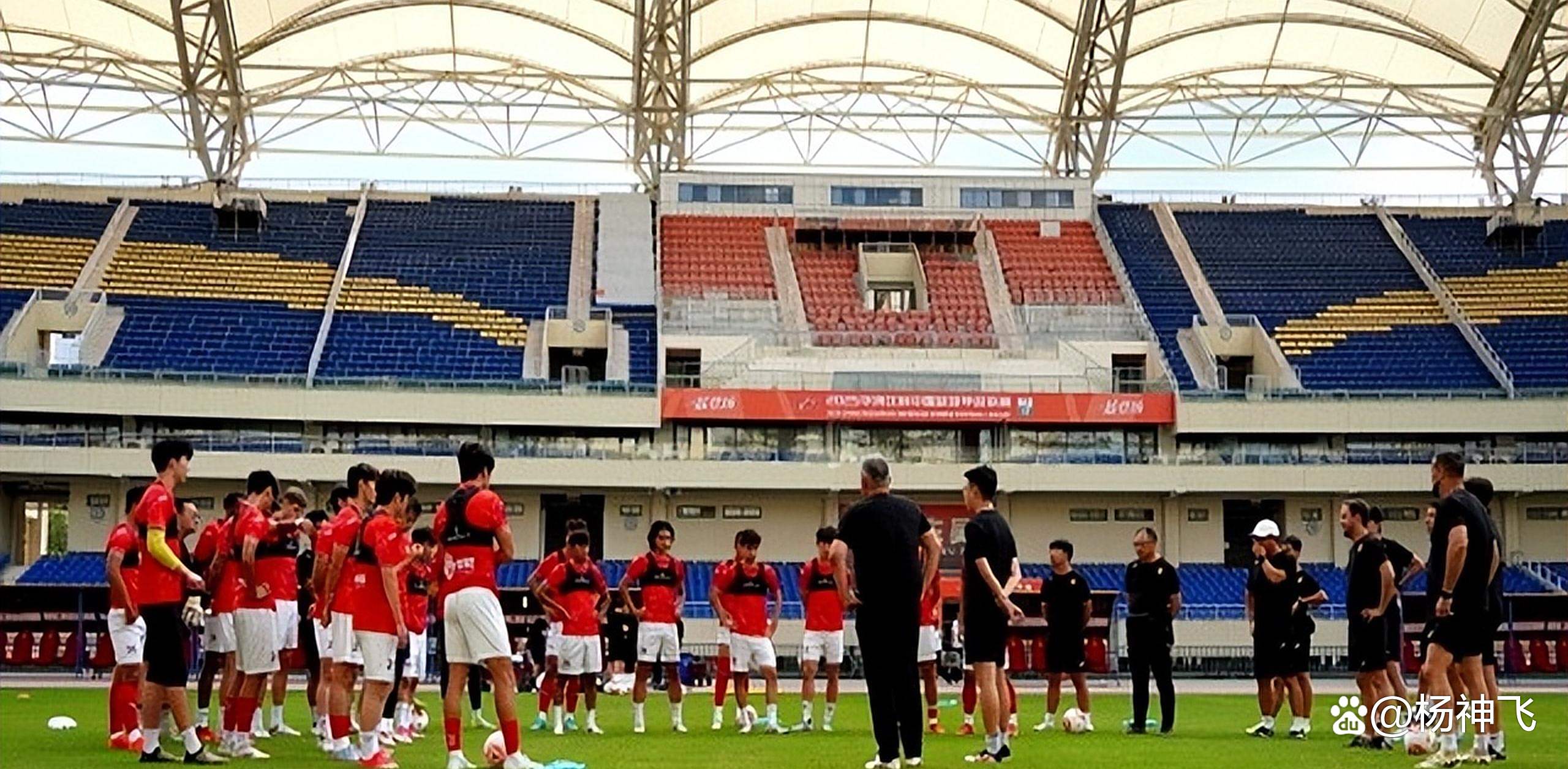 包含青岛队全队状态低迷，未能取得一场胜利的词条