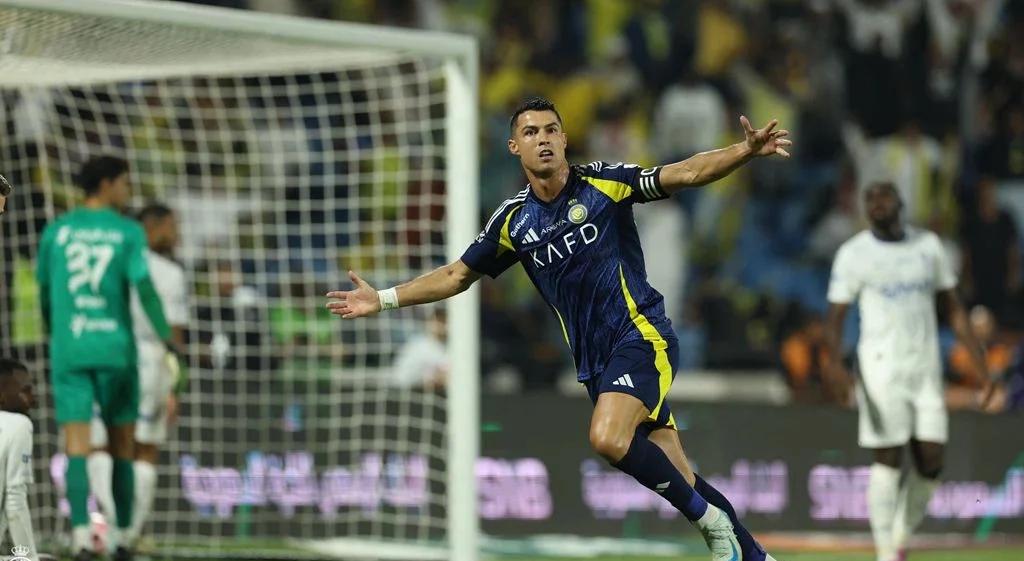 重庆力帆新援登场破门，助球队取得关键胜利