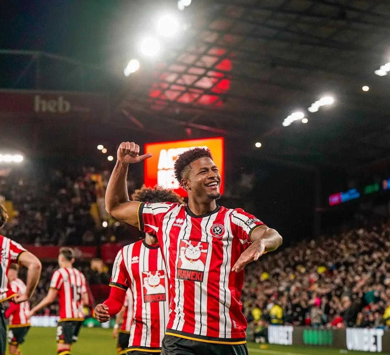 利兹联客场小胜，客场喜获三分