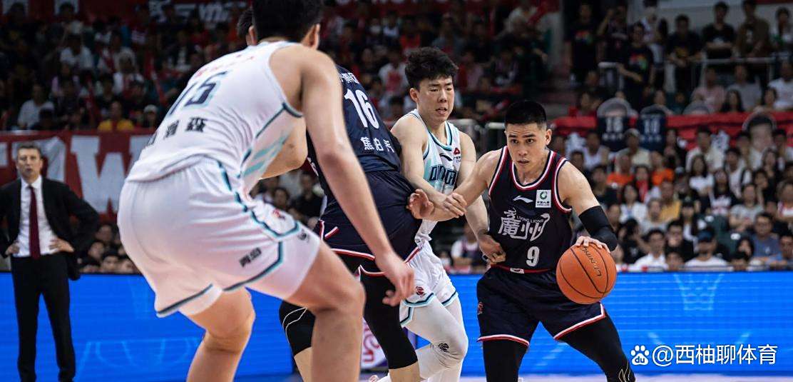 江苏男篮客场战胜广东，创造奇迹