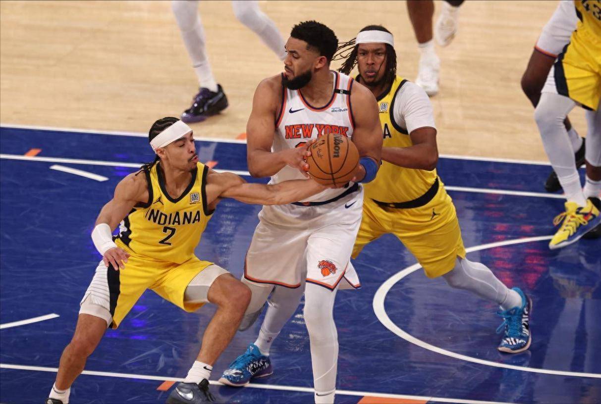 尼克斯防守强硬逼得对手失误的简单介绍