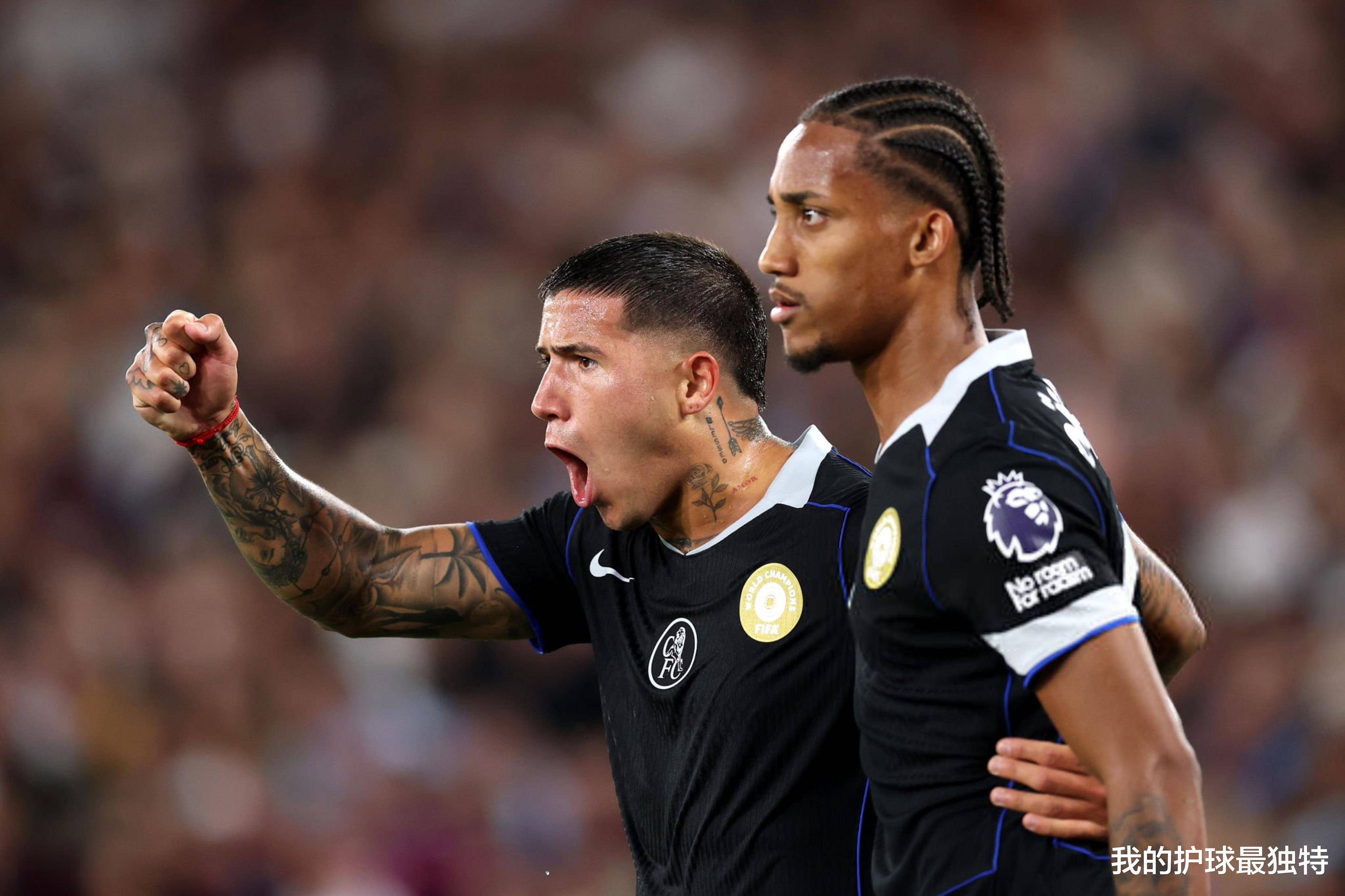 包含切尔西后卫铁血护球，力保胜利不丢球的词条