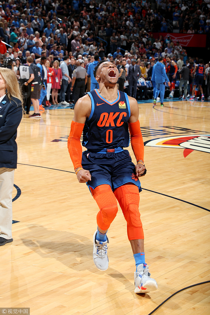 必杀技！神奇出场，助球队取胜关键比赛的简单介绍