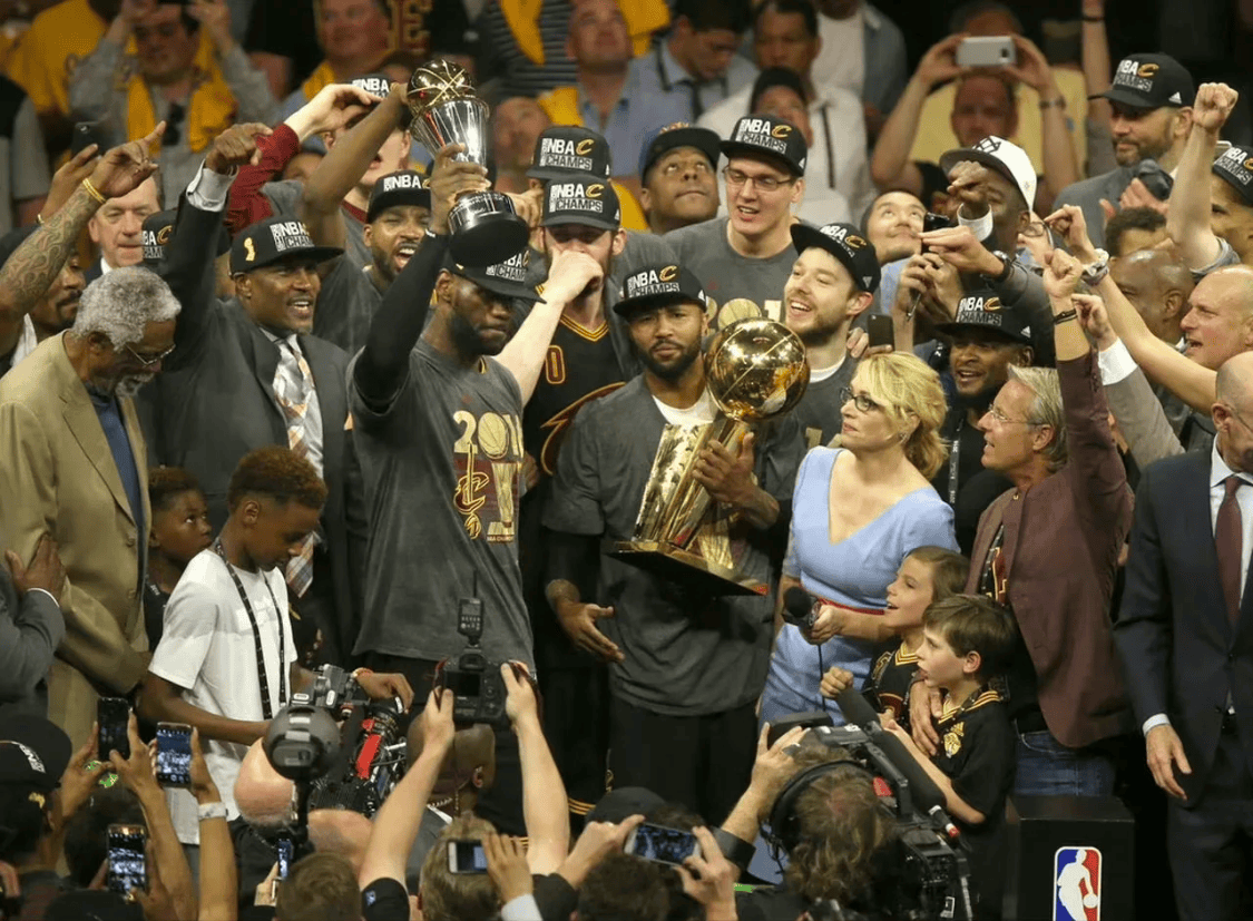 凯尔特人胜出NBA东部季后赛，将与湖人争夺总冠军