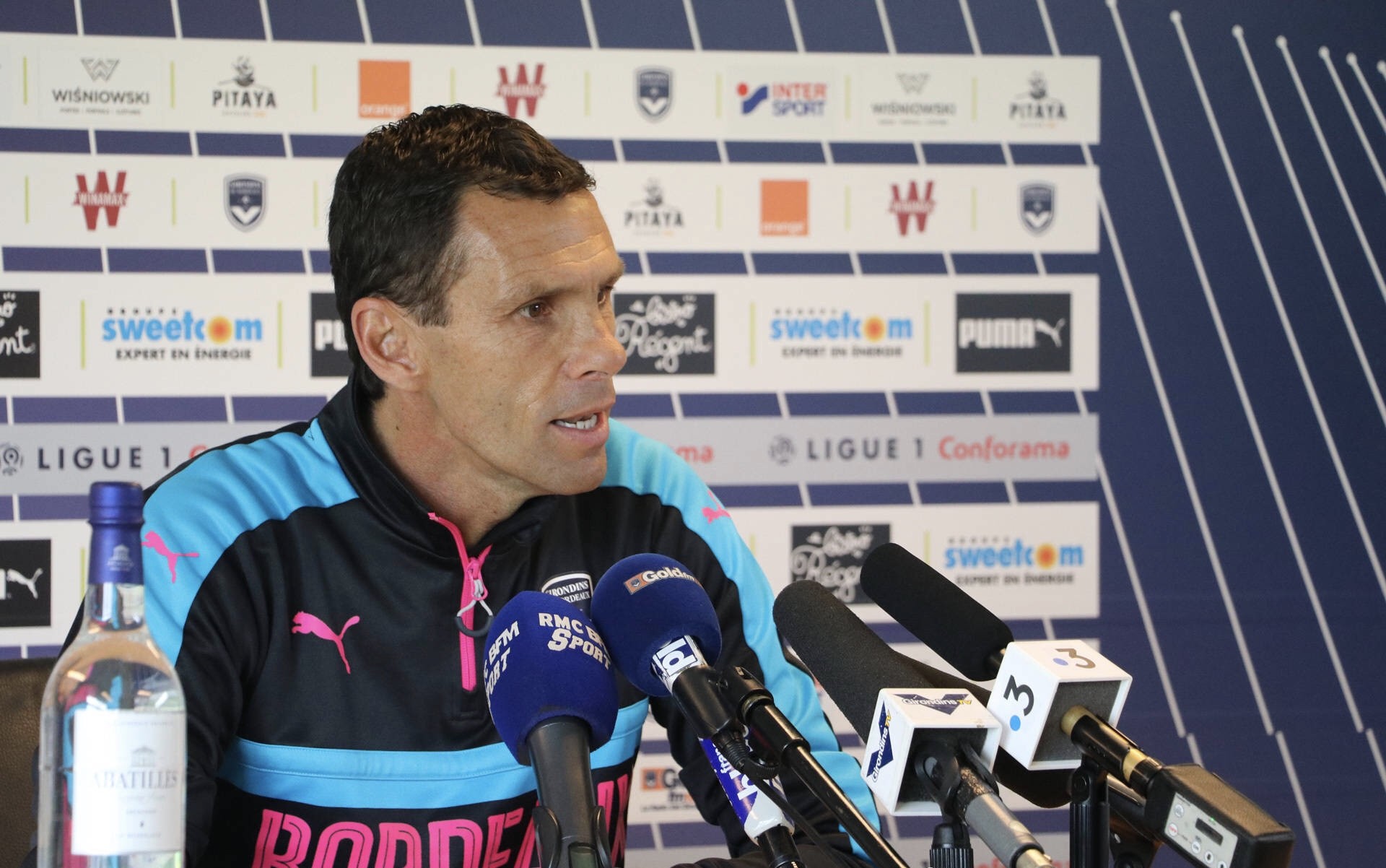 波尔多主教练期待球队明天获胜的简单介绍