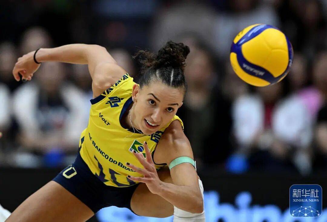 巴西代表团在排球比赛中取得胜利
