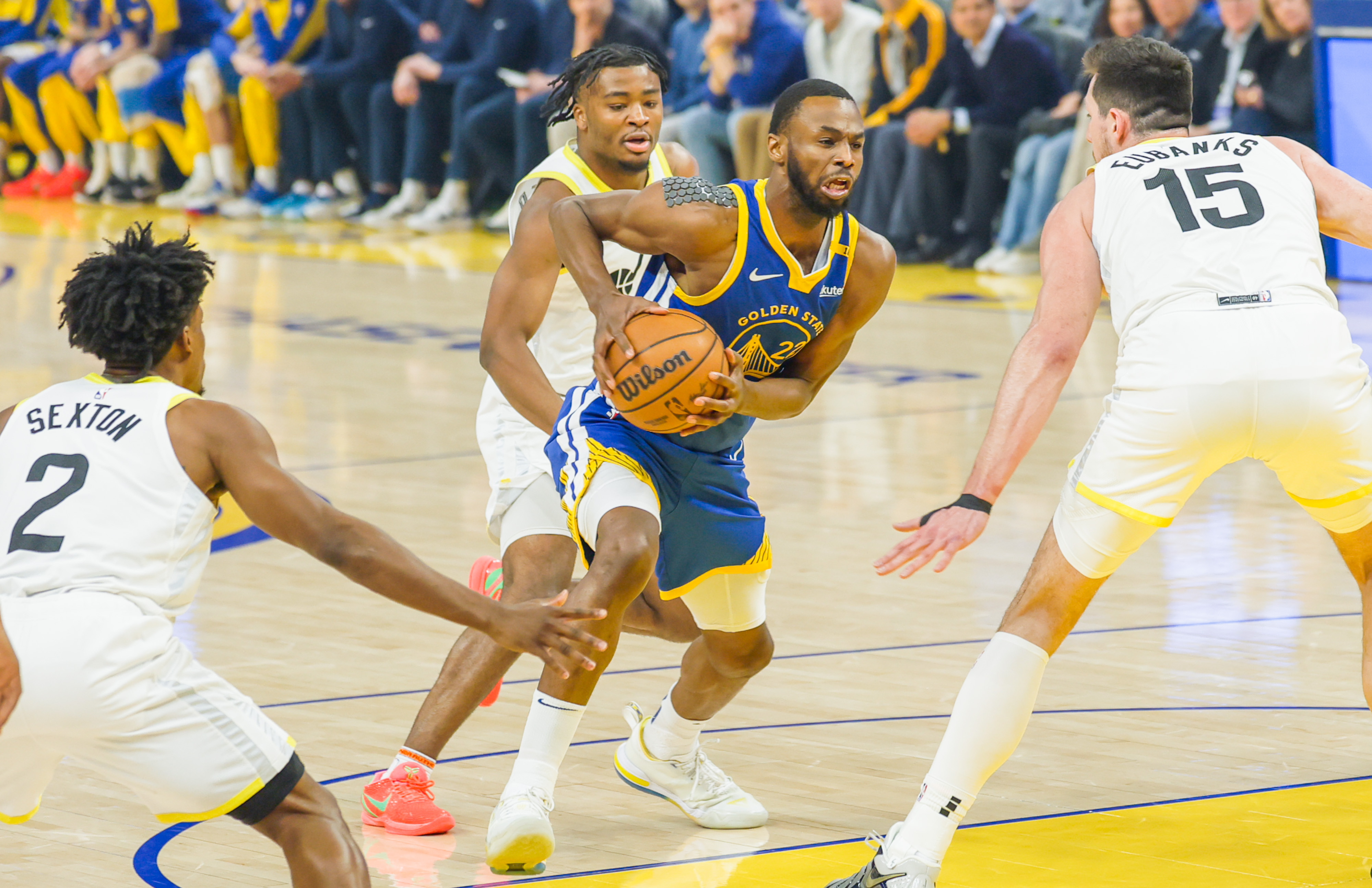 勇士不敌爵士，遭遇两连败