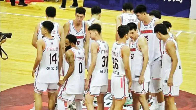 湖南男篮惜败广东，季后赛之路终结