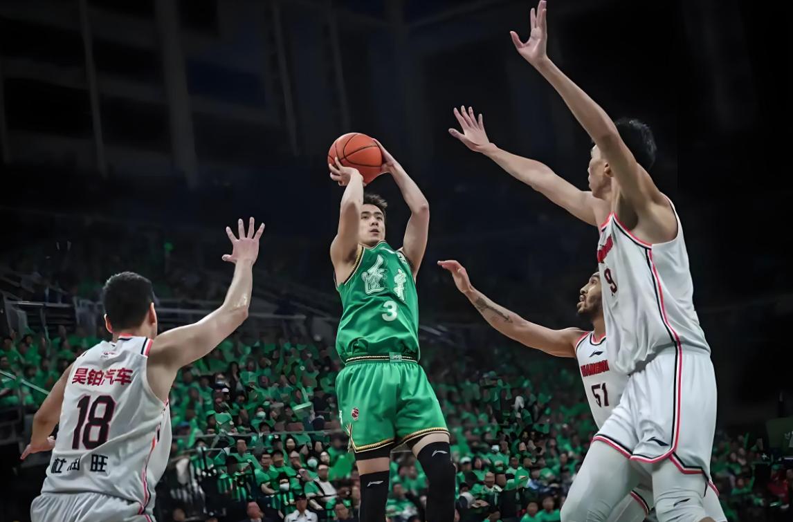 湖南男篮惜败广东，季后赛之路终结