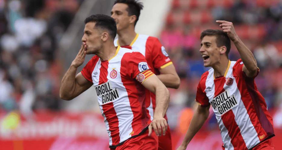 关于阿拉维斯遭遇连败,保级形势岌岌可危的信息